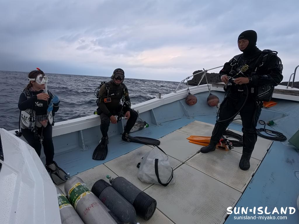 宮古島ダイビング ゲスト 船上 下地島 ファンダイビング