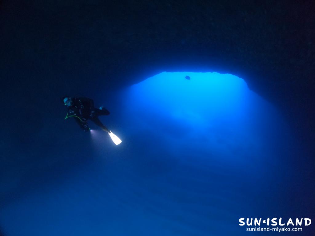 宮古島ダイビング 通り池 三大地形スポット 下地島 GW ゴールデンウィーク