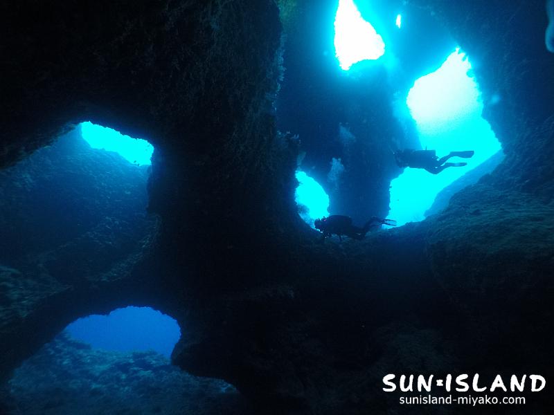 宮古島ダイビングスポット・ポイント【アントニガウディ】