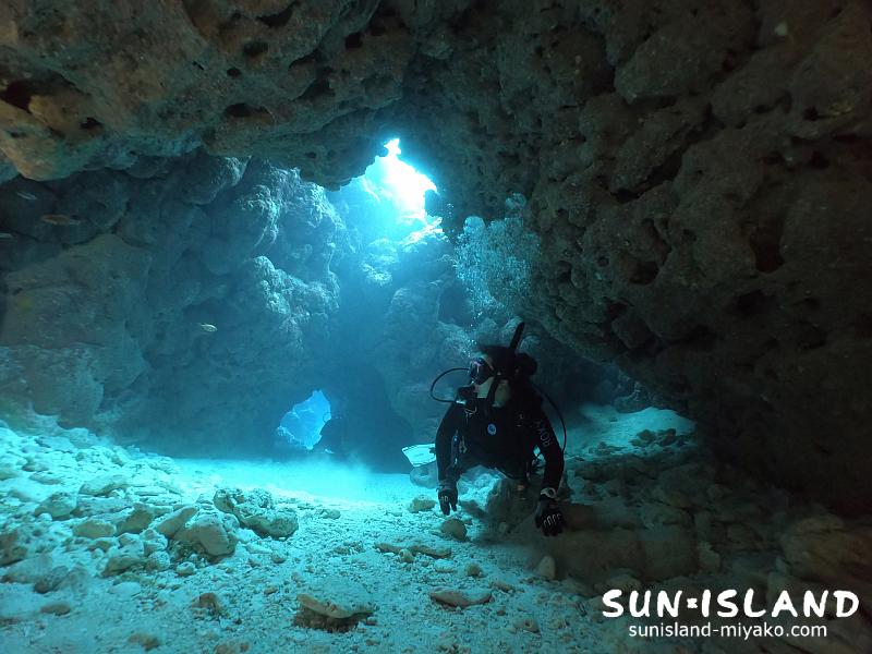下地島ダイビングスポット『なるほどザ・ケーブ』