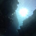 宮古島 チャネルに差し込むキラキラの光