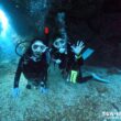 宮古島 地形ダイビング 少人数制でゆっくり潜るガイド風景 40代50代