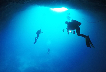 宮古島三大地形スポットその壱【通り池】