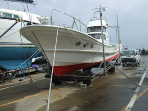 台風対策、ロープ張り