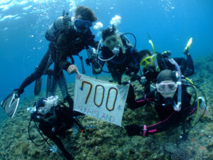 Ｙちゃん700本記念、水中