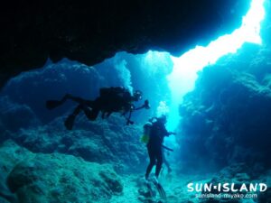 中の島チャネルのクレパス