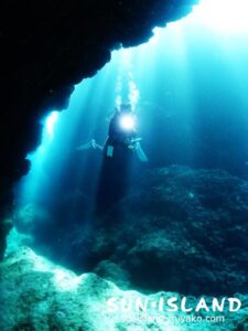 中の島チャネルの光のシャワー