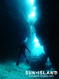中の島チャネルのクレパス探検