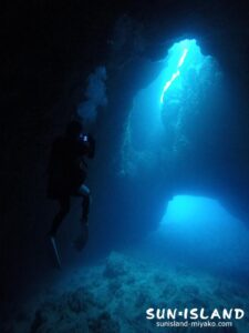 一の瀬ホールの光の差し込み