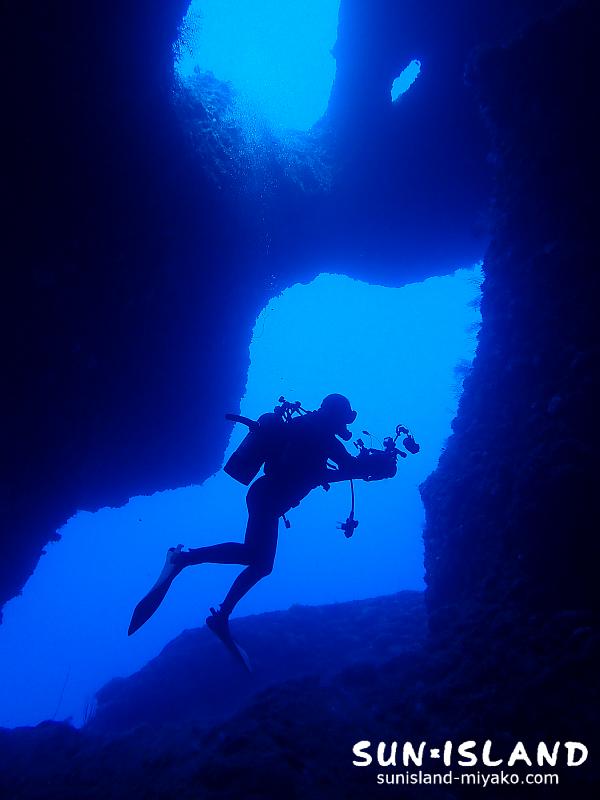 アントニガウディ