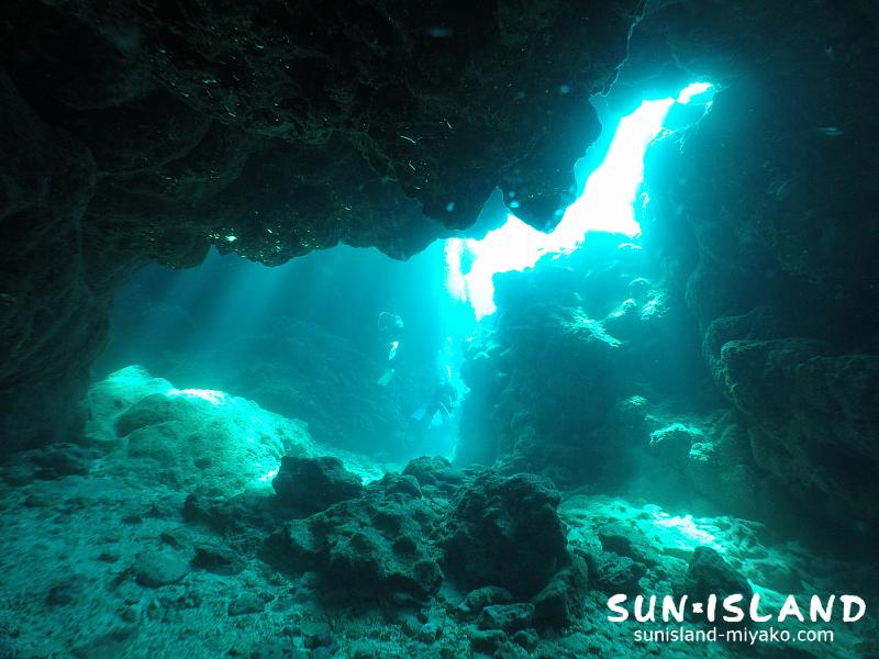 下地島ダイビングスポット【中の島チャネル】