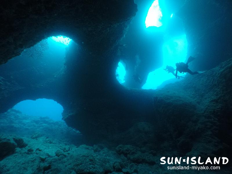 下地島ダイビングスポット【アントニガウディ】