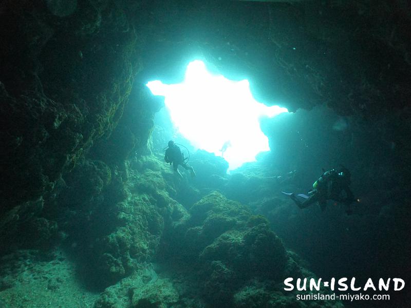 下地島ダイビングスポット『35ホール』