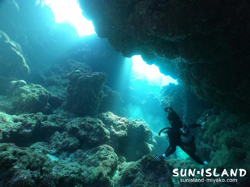 光があふれる宮古島ダイビングスポット