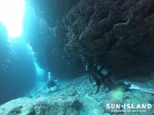 下地島ダイビングスポット『中の島チャネル』