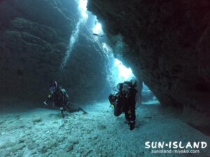 下地島ダイビングスポット【中の島チャネル】