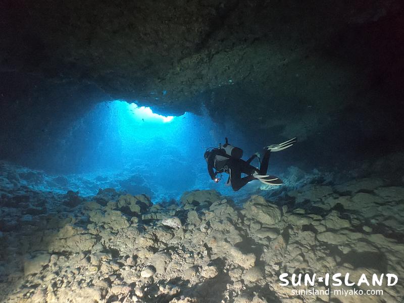 下地島ダイビングスポット『35ホール』