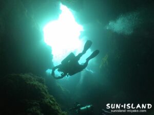 下地島ダイビングスポット『35ホール』