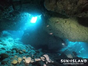 下地島ダイビングスポット『魔王の宮殿』その1