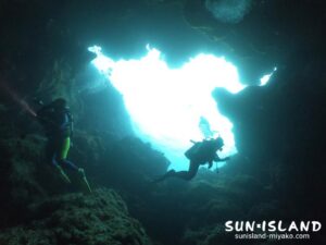 下地島ダイビングスポット『35ホール』