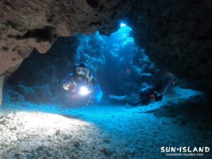 なるほど・ケーブ