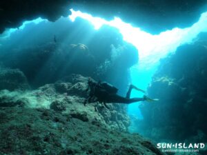 下地島ダイビングスポット『中の島チャネル』