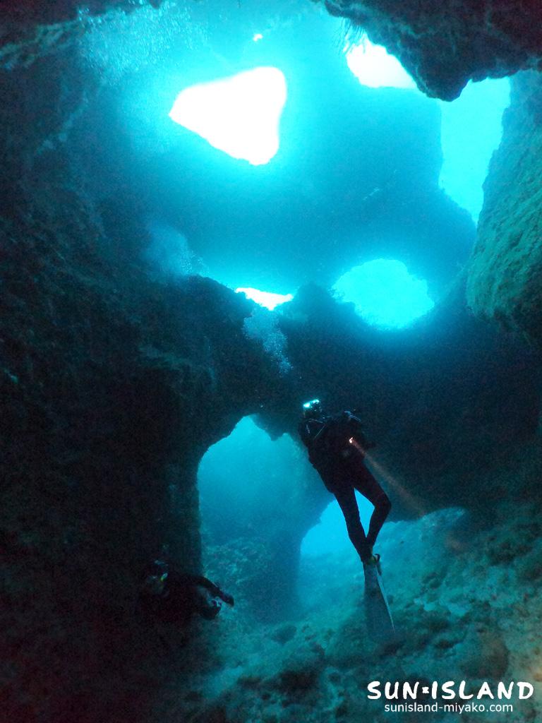 アントニガウディ