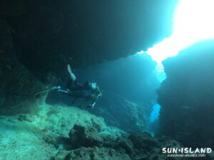 下地島ダイビングスポット『中の島チャネル』