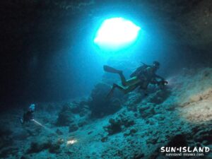 下地島ダイビングスポット『35ホール』