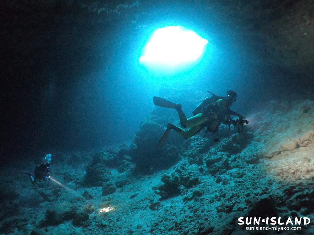 下地島ダイビングスポット『35ホール』