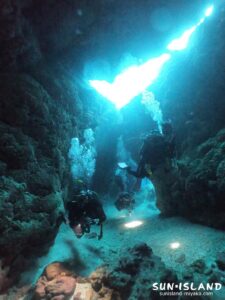 下地島ダイビングスポット『なるほどザ・ケーブ』