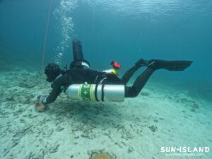 サイドマウントダイビング