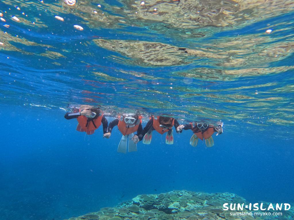 体験ダイビング前のスノーケリング
