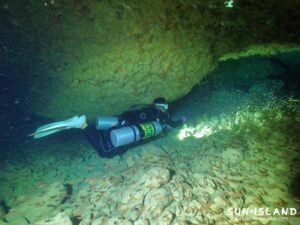 Kさん サイドマウントダイビング