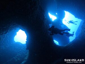 アントニガウディ