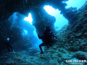 アントニガウディ入口