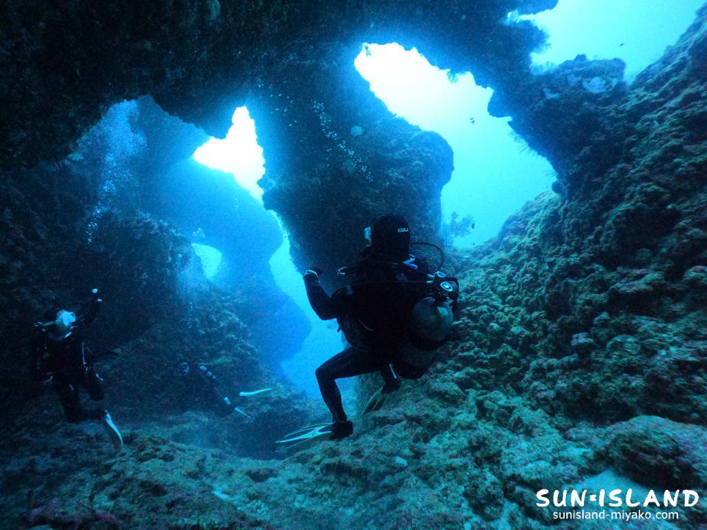 アントニガウディ入口