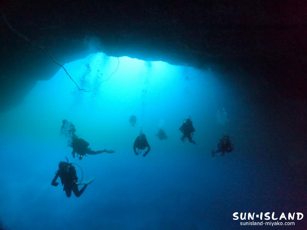宮古三大地形スポット・ポイント『通り池』