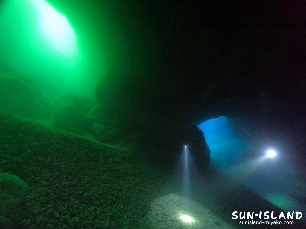 下地島ダイビングスポット・ポイント『マリンレイク』