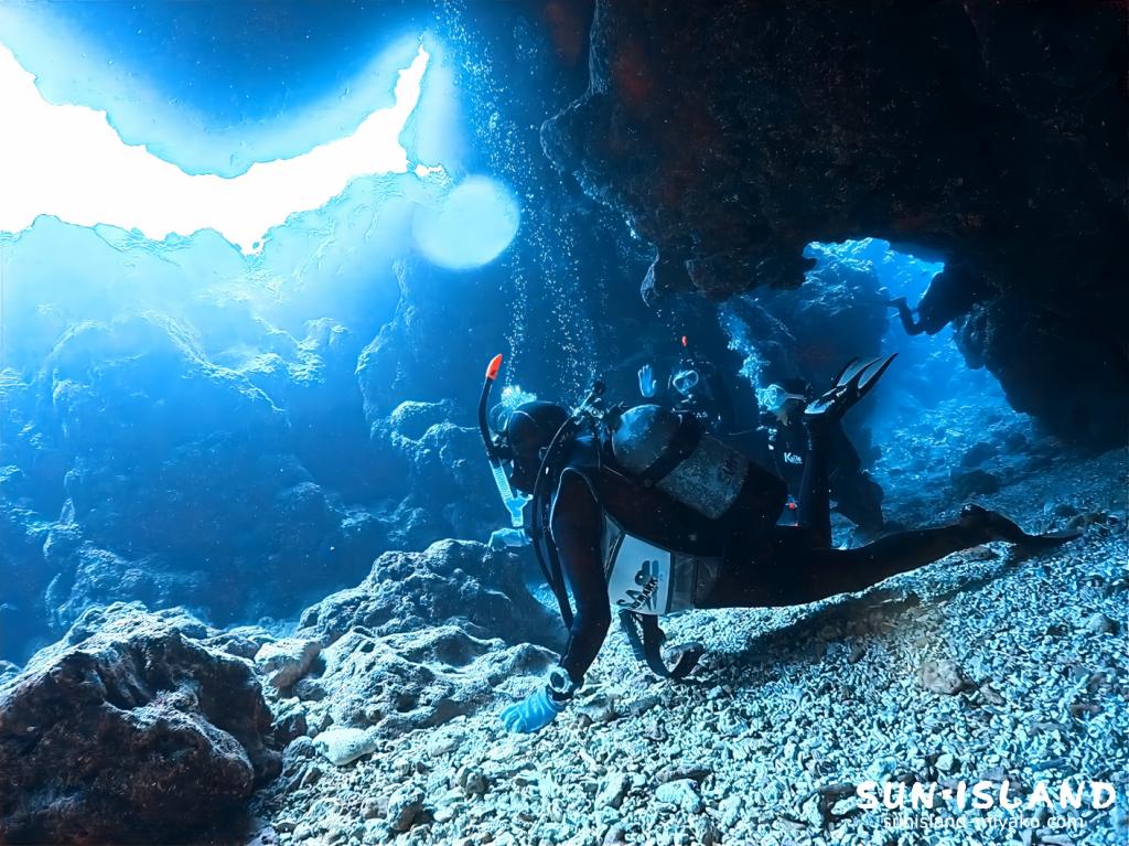 下地島ダイビングスポット『中の島チャネル』のクレパス