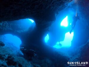 アントニガウディ