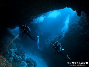下地島ダイビングスポット『女王の部屋』