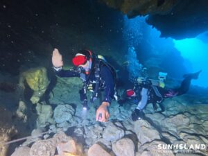 PADIカバーンダイバー・スペシャルティコースの様子
