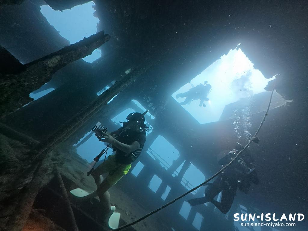 沈船ダイビング