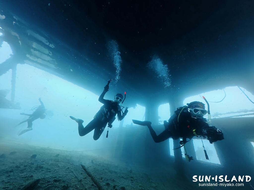 沈船ダイビング