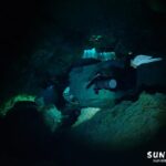 宮古島ダイビングの洞窟内で砂を巻き上げない高度なフィンワーク