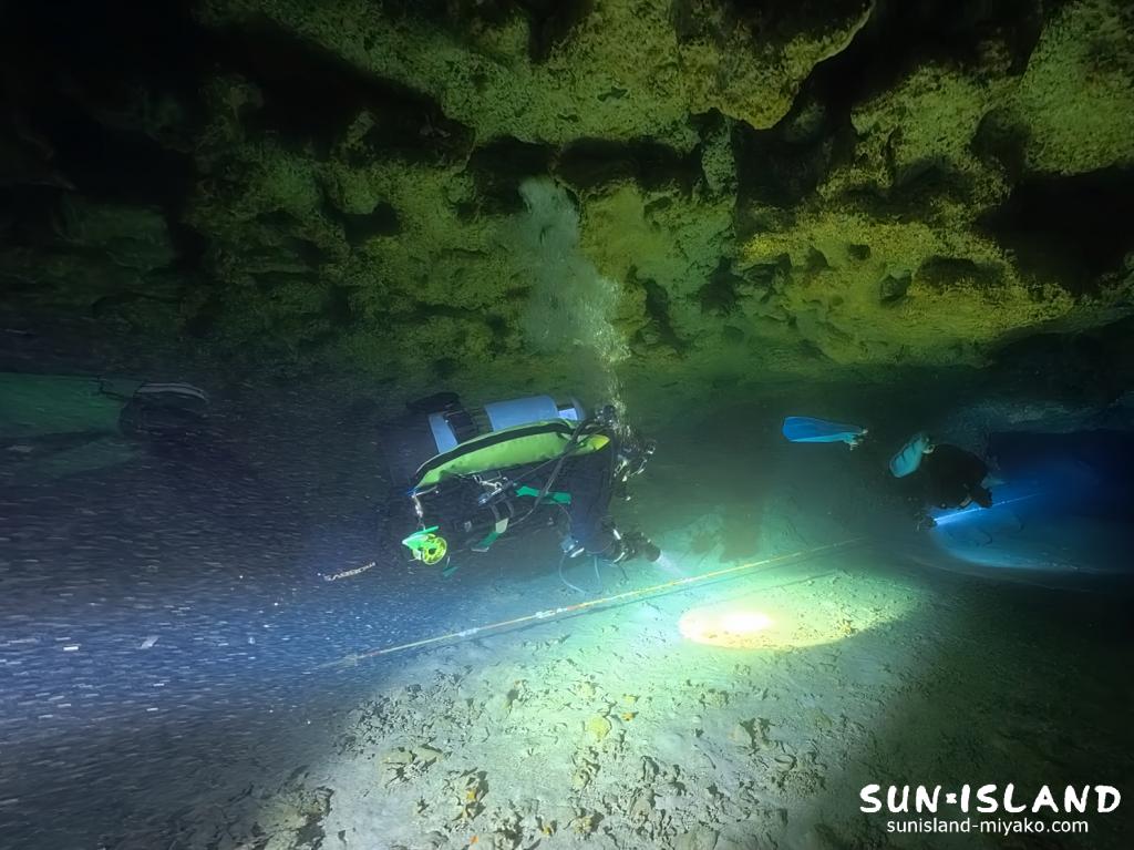 久米島 ヒデンチガマ ケーブダイビング 竹内修治 TDIフルケーブダイバー