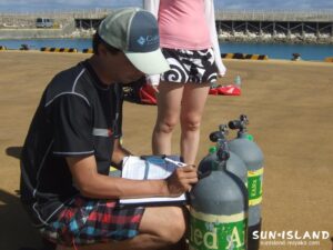 宮古島ダイビング エンリッチドエア アナライザー ガス分析 ナイトロックス