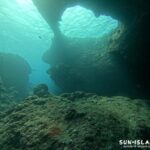 ダブルアーチ 2つ目のアーチに差し込む光とハート型の造形